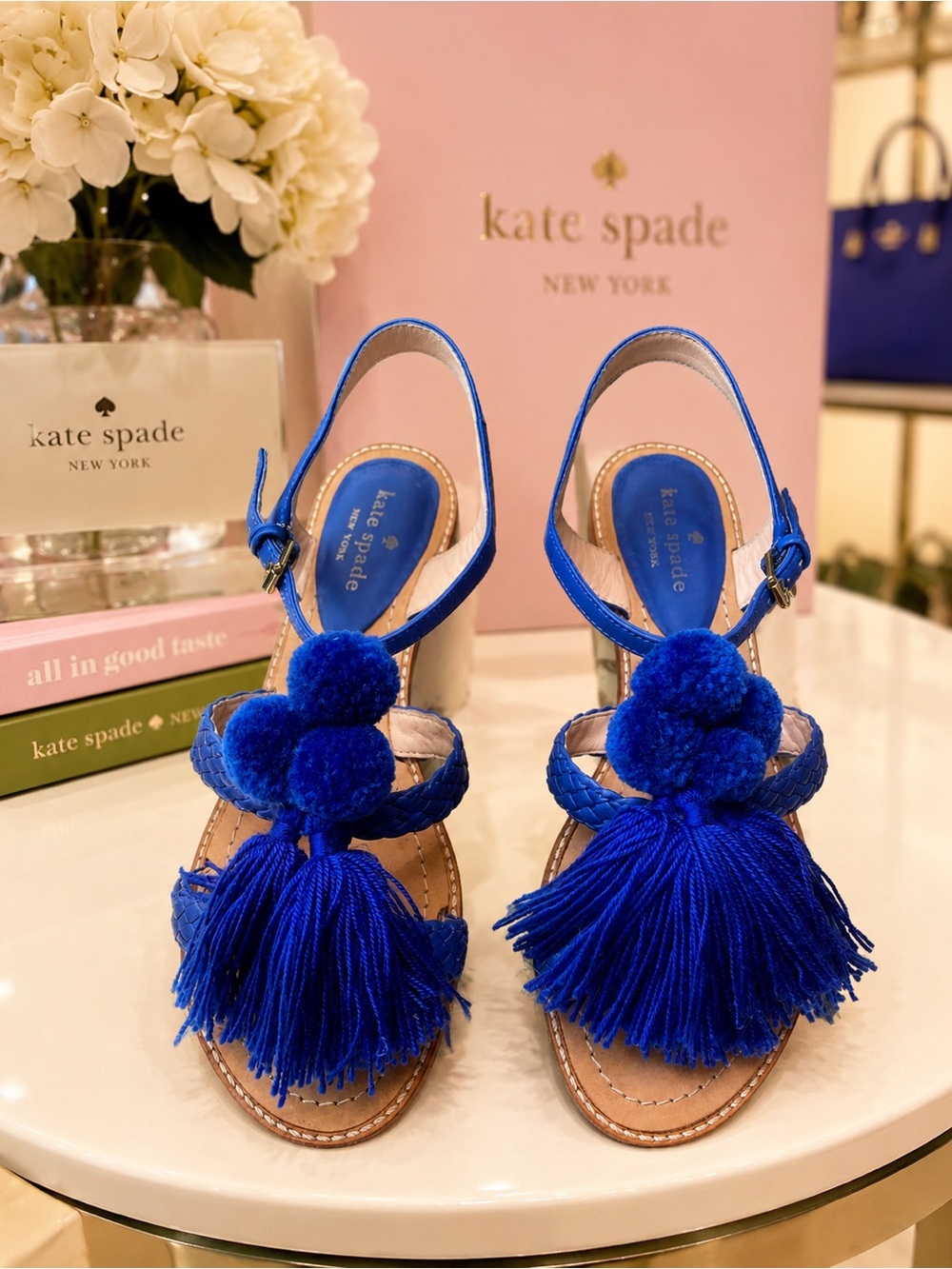 Kate Spade Sunset Royal Blue Pom Pom Tassel Leather Sandals 7 
Resort/Vacation